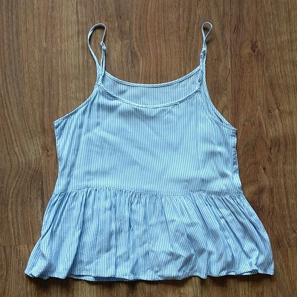 H&M - tank - Picture 2 of 5